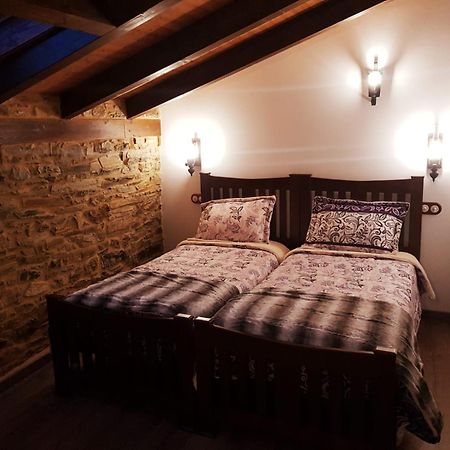 Apartamentos Rurales Casa Carmen Pola de Allande الغرفة الصورة